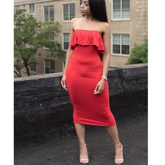 Red ruffle tube dress - Picture 2 of 7